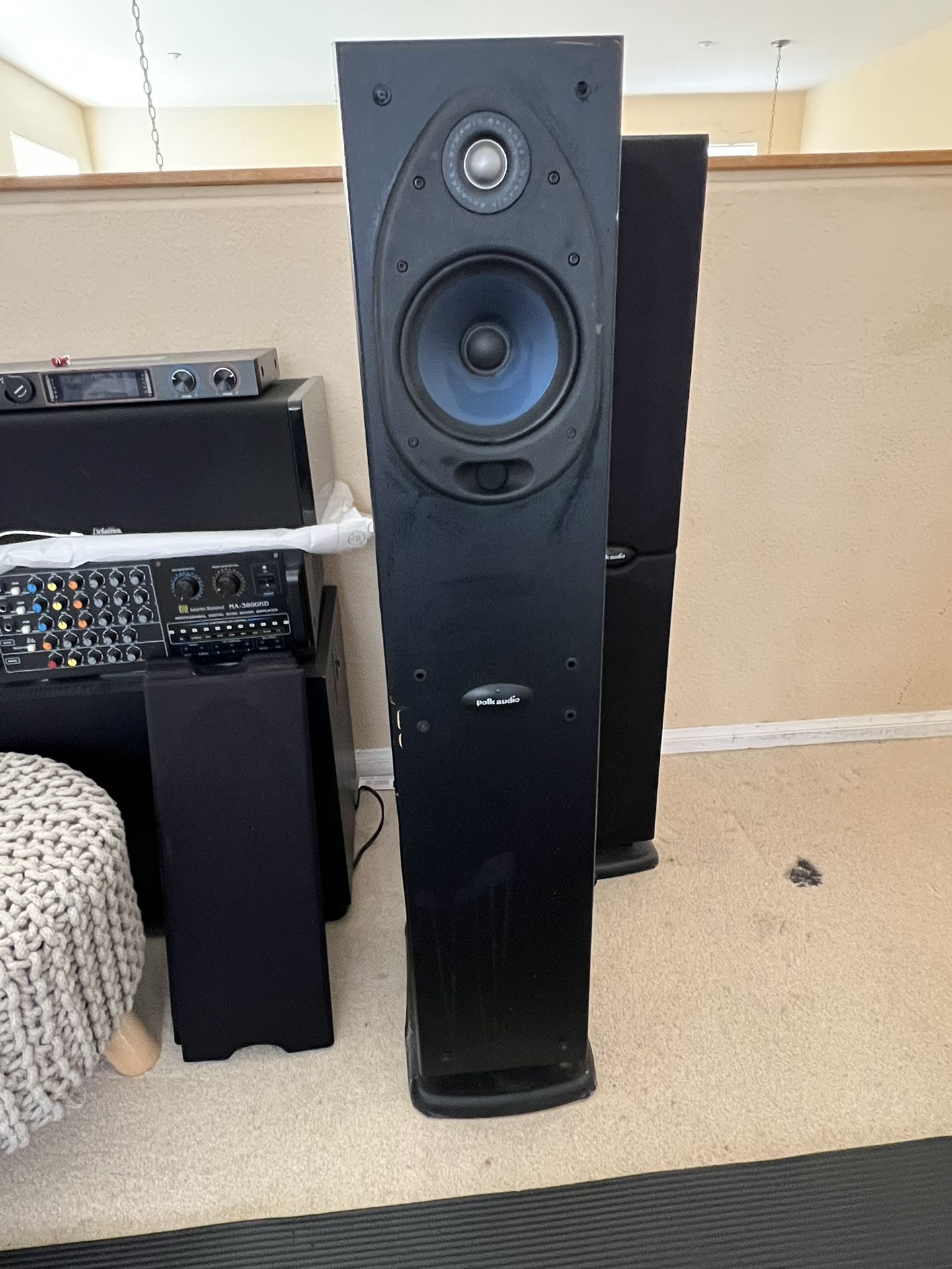 Polk audio RT1000i