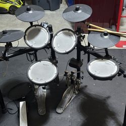 Roland Drum Set