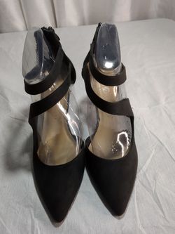 CHINESE LAUNDRY PUMPS SZ 10