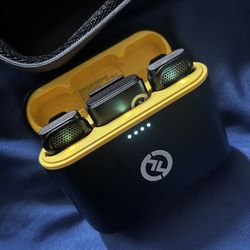 Hollyland Lark M1 Wireless Lavalier Microphones