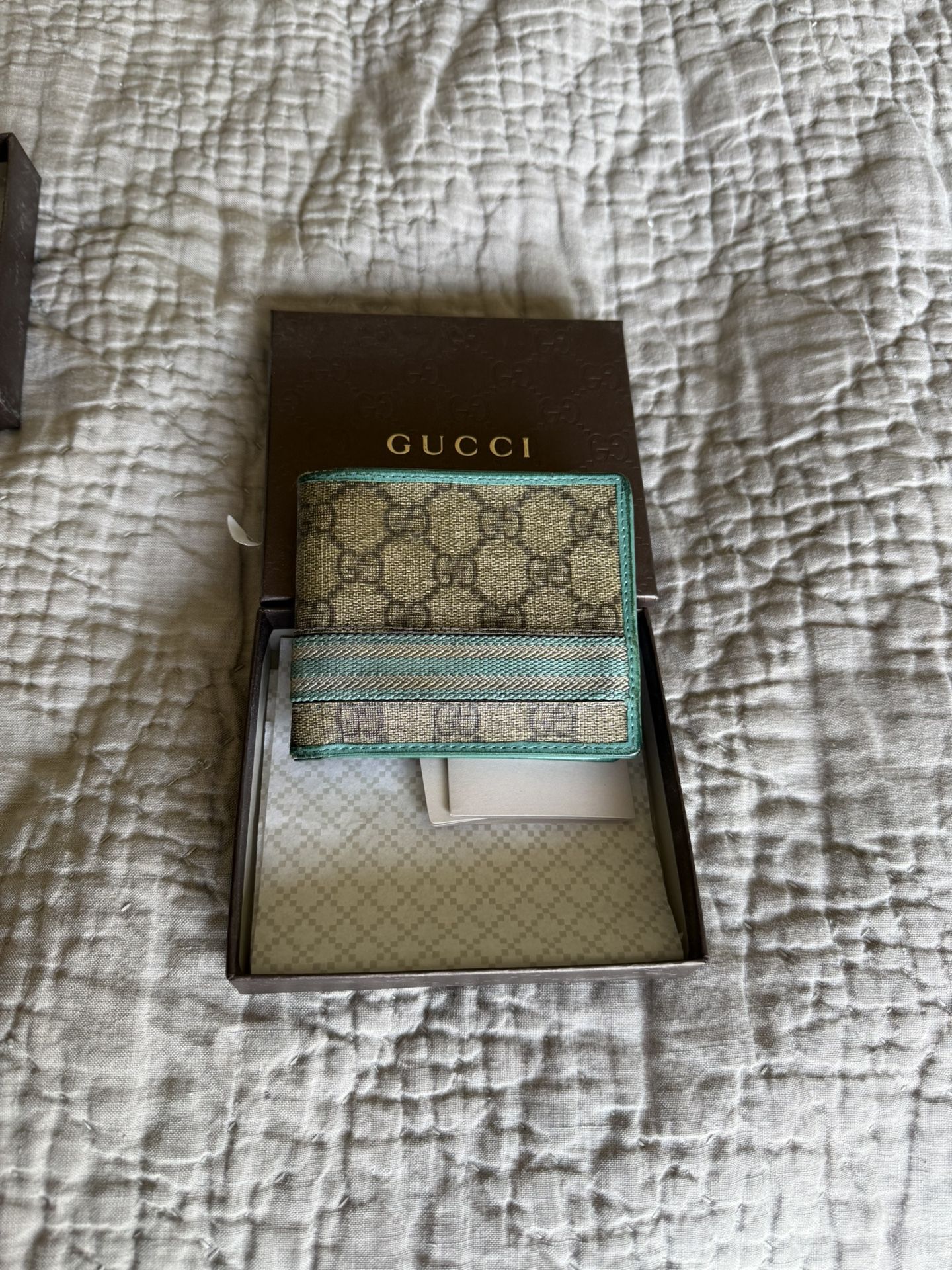 Used Authentic Men’s Gucci Wallet 100% Real Can Meet At Store To Verify