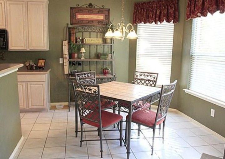 Kitchen Table & 4 Chairs, Ashley Furniture Brand