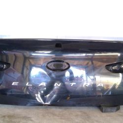 2019 2020 HYUNDAI ELANTRA TRUNK LID OEM