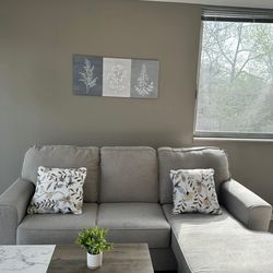 Large Gray Couch w/ Attached Chaise – Clean & Comfortable