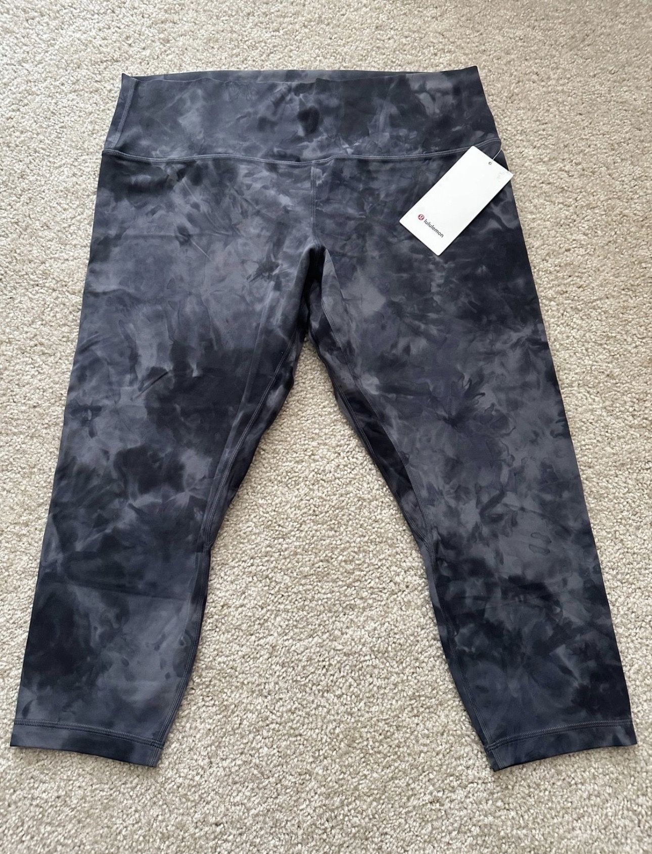 Lululemon Align HR Crop 23” SZ18