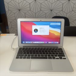 MacBook Air 11inch i5-128ssd in excellent condition