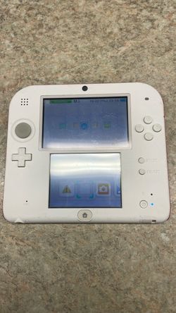 Nintendo 2DS Handheld Gaming Console red/wht color way charger included. 70508840