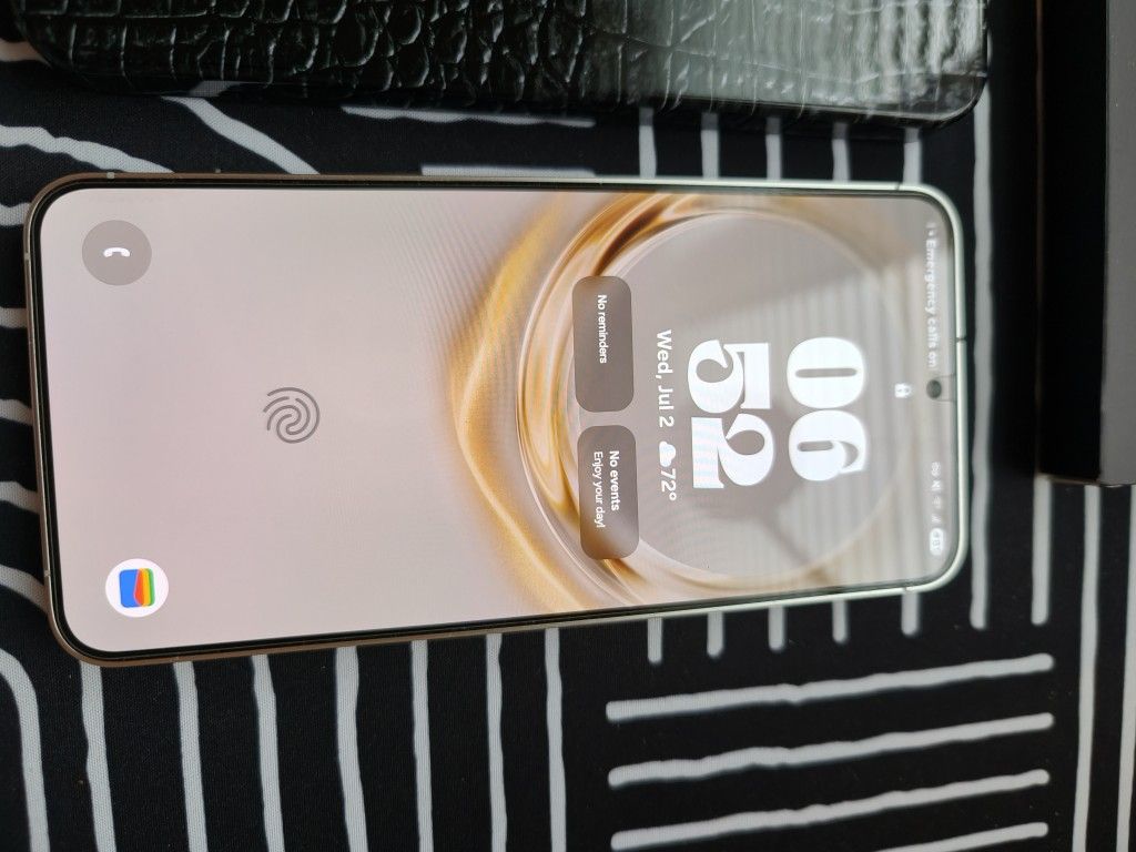 Factory Unlocked GALAXY S24+ 256GB W/ACC