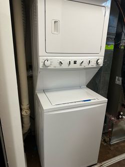 Kenmore Stackable Washer/Dyer