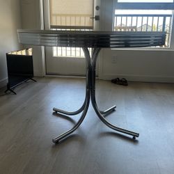 Retro Dining Table 