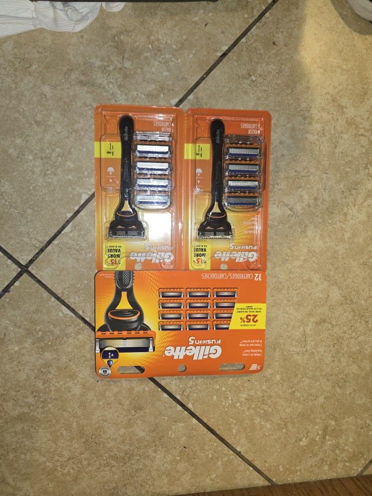 Fusion 5 Razors And Cartridges Everything For $35