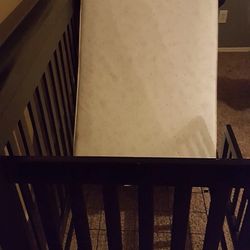 Crib W/ Mattres