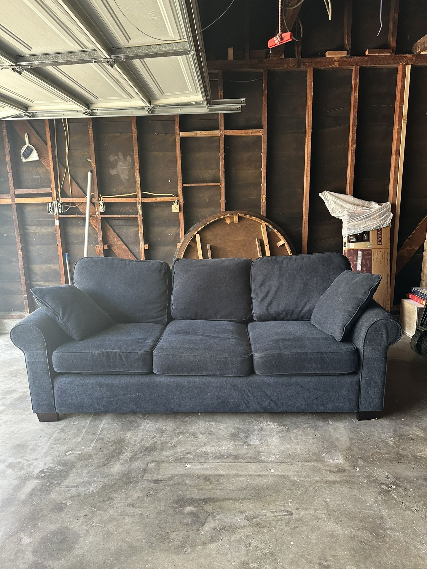 Pull Out Couch