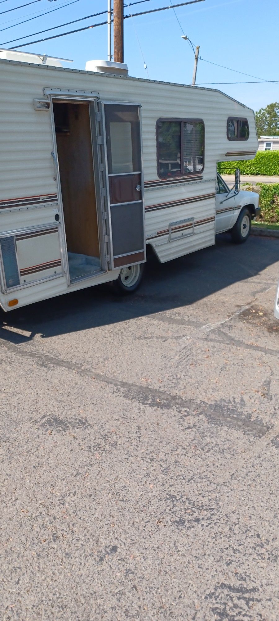 1986 Toyota Minnie Winnie RV Low Miles 4 Cylinder