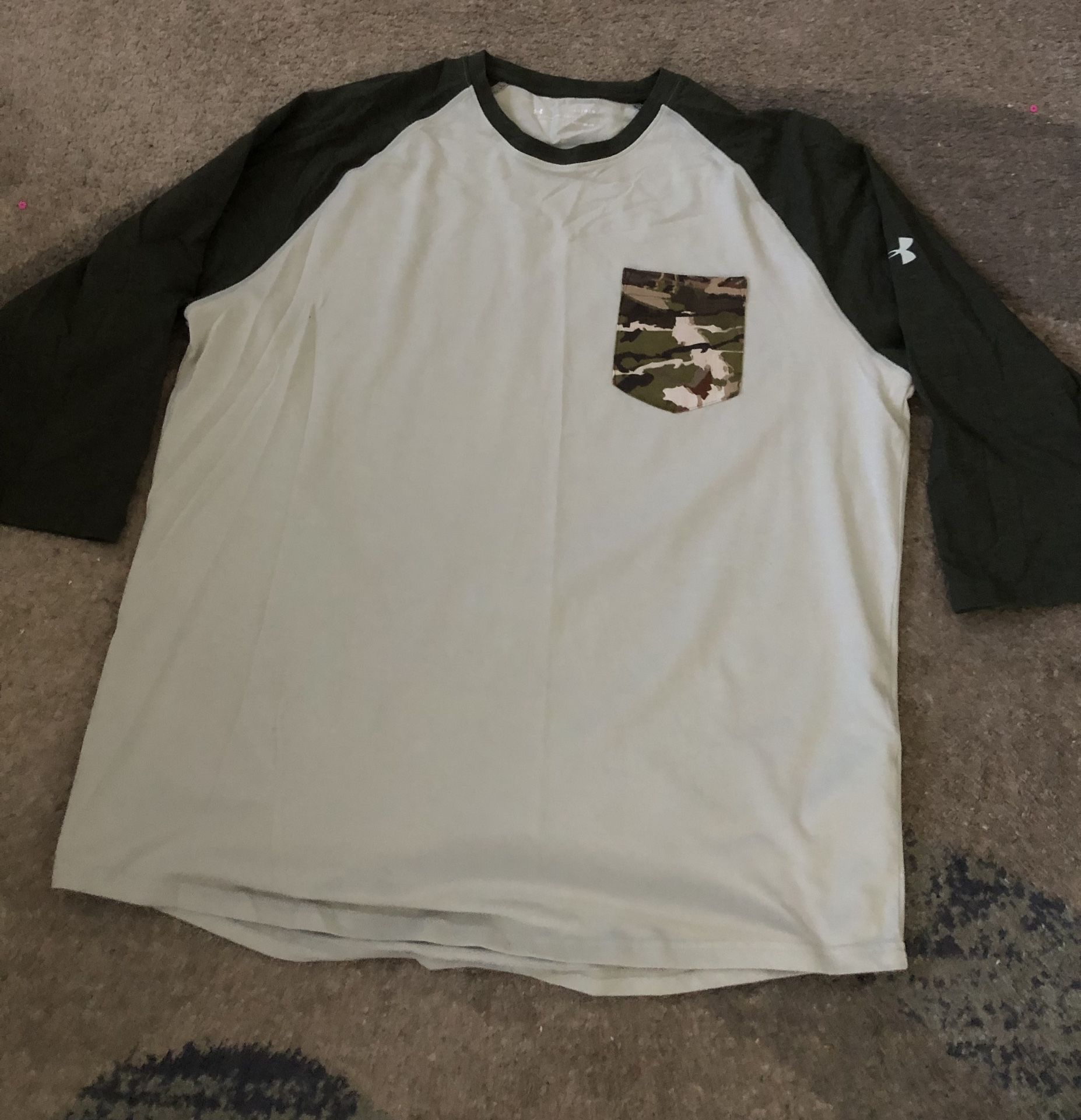 Under Armour 3/4 Sleeve Shirt