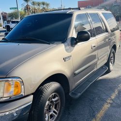 2002 Ford Expedition