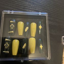 Press On Nails