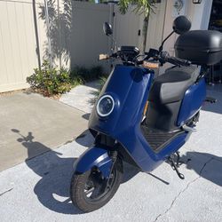 Niu Electric Scooter/ Moped  