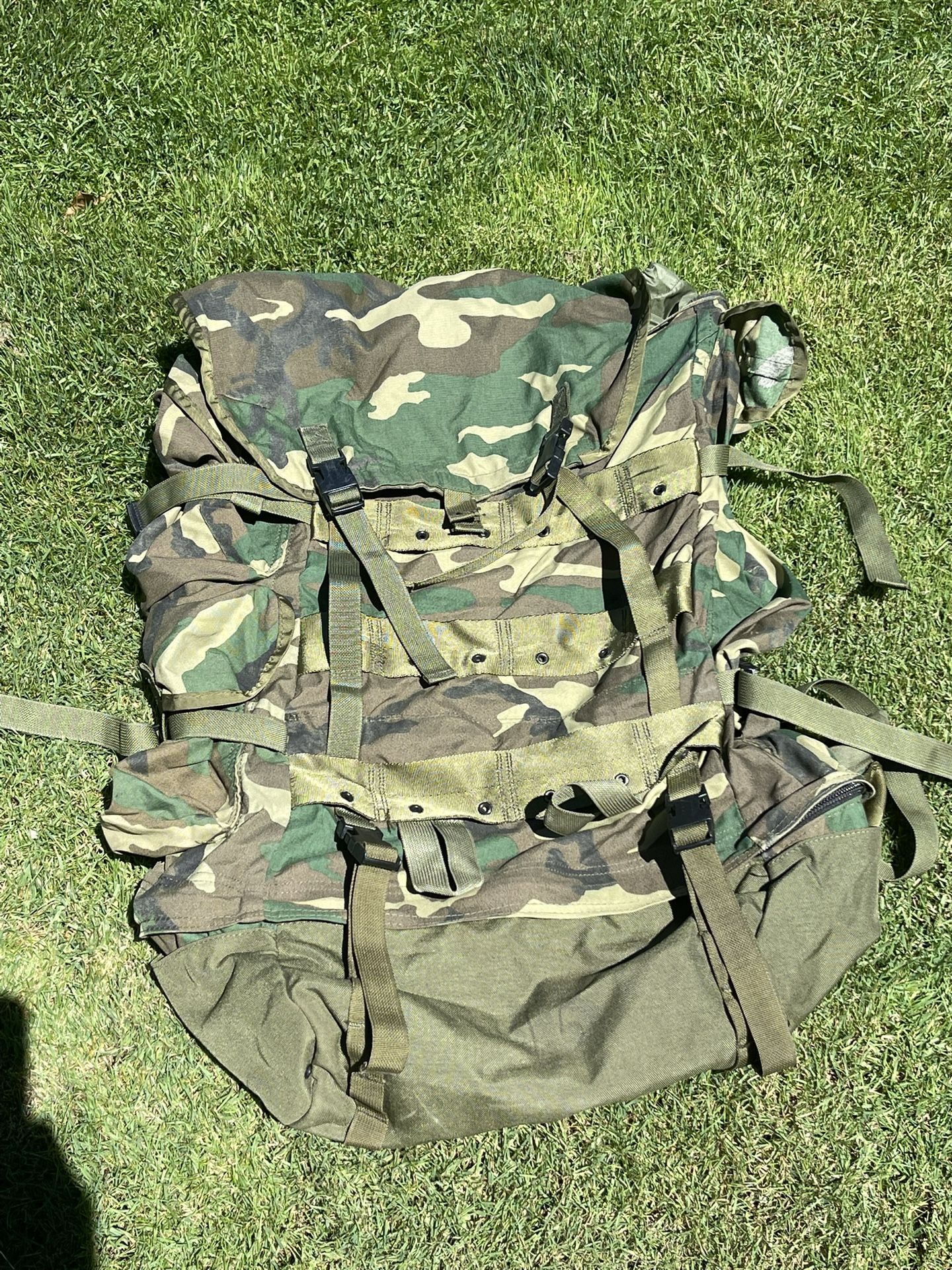 USGI woodland camouflage CFP-90 field pack/ backpack/ Ruck.