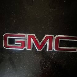 GMC grille LOGO