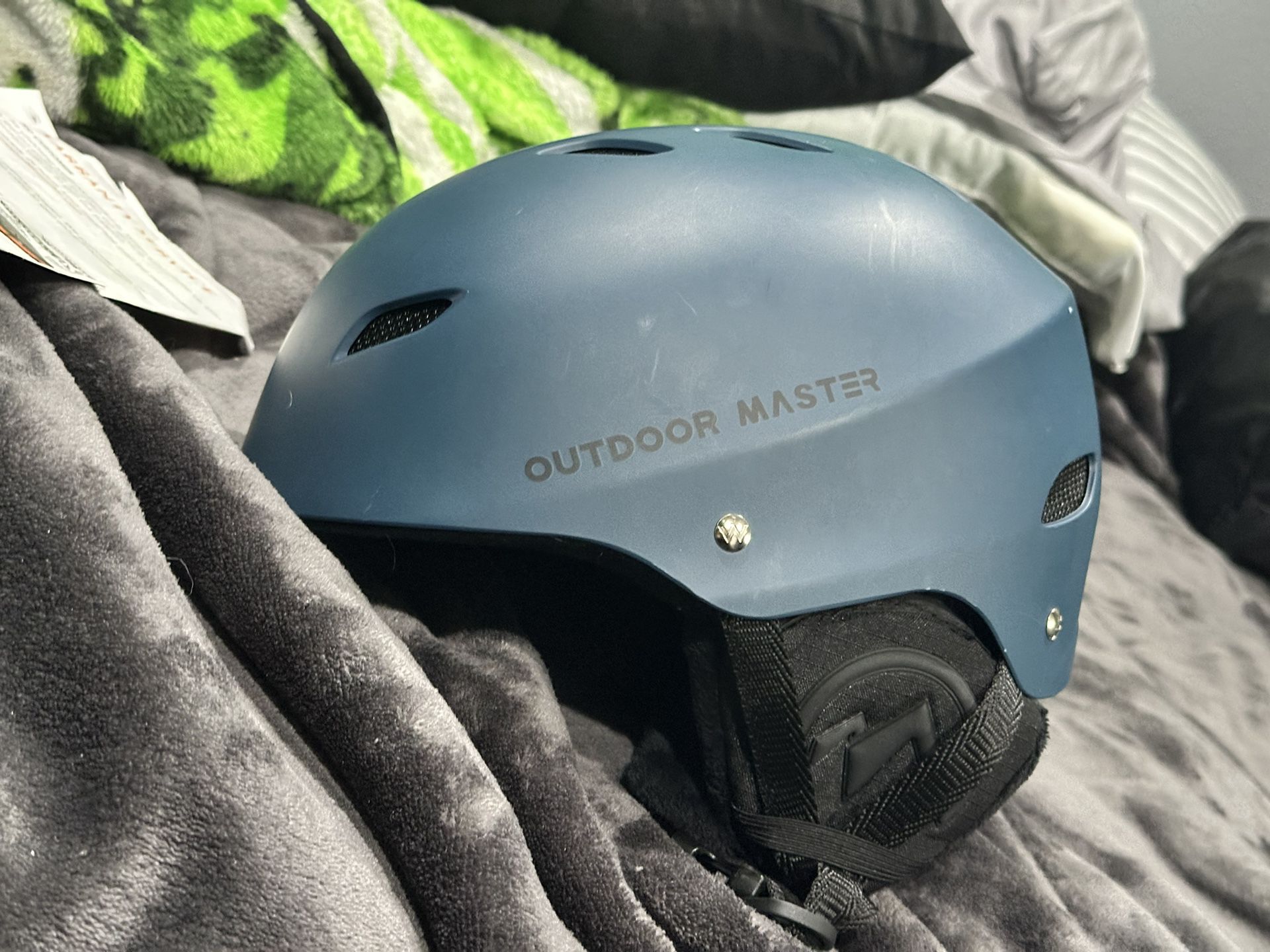 Brand New Snowboarding Helmet