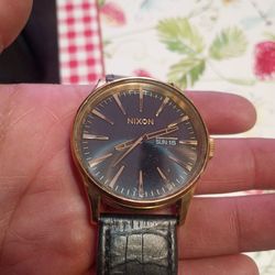 Nixon watch