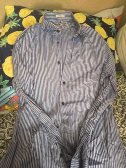 $8 EUC EXPRESS FITTED SHIRT SIZE SMALL 14-14.5