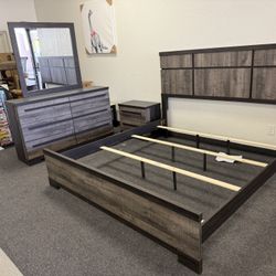 King 4 Piece Bedroom Set 