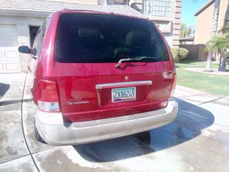 2002 Kia Sedona