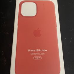 iPhone 12 Pro Max Silicone Case MagSafe 