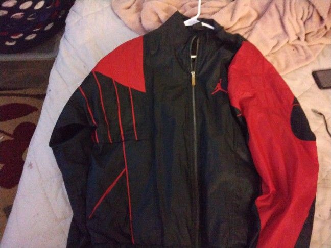 Retro Jordan 1985 Windbreaker