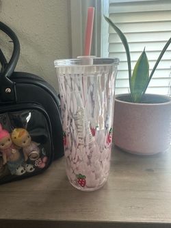 New Starbucks pink drop glass cup