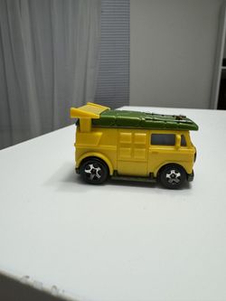 Hot Wheels 2019 Teenage Mutant Ninja Turtles Party Wagon 1:64 HW Screen Time N39