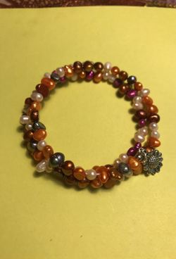 Freshwater pearl bracelet