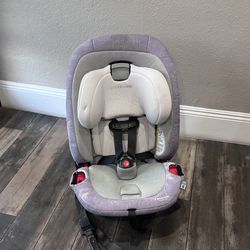 Car seat in good condition