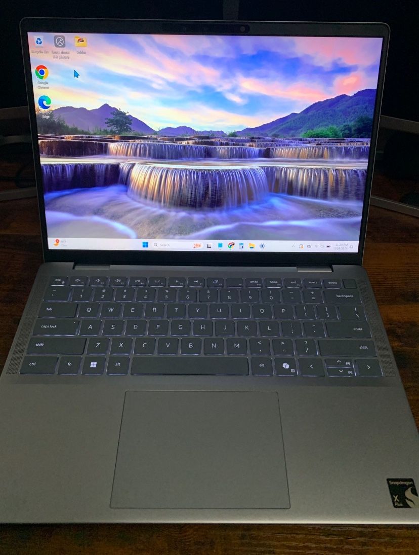 Dell - Inspiron 14 Plus 14" QHD Touch Screen Laptop - Snapdragon X Plus