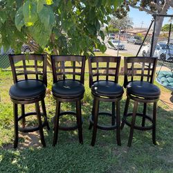 Bar Height Swivel Stool, 29-Inch, Black
. Set of 4