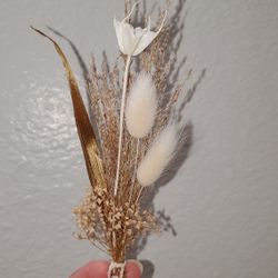 Dried Flower Boutonniere