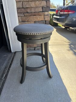 Swivel Counter Stool