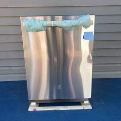 GE APPLIANCES  DISHWASHER 