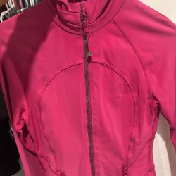 lululemon jacket 