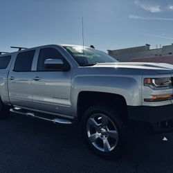 2018 Chevy Silverado 1500 Z71 LT 4X4 W/ 55k Miles