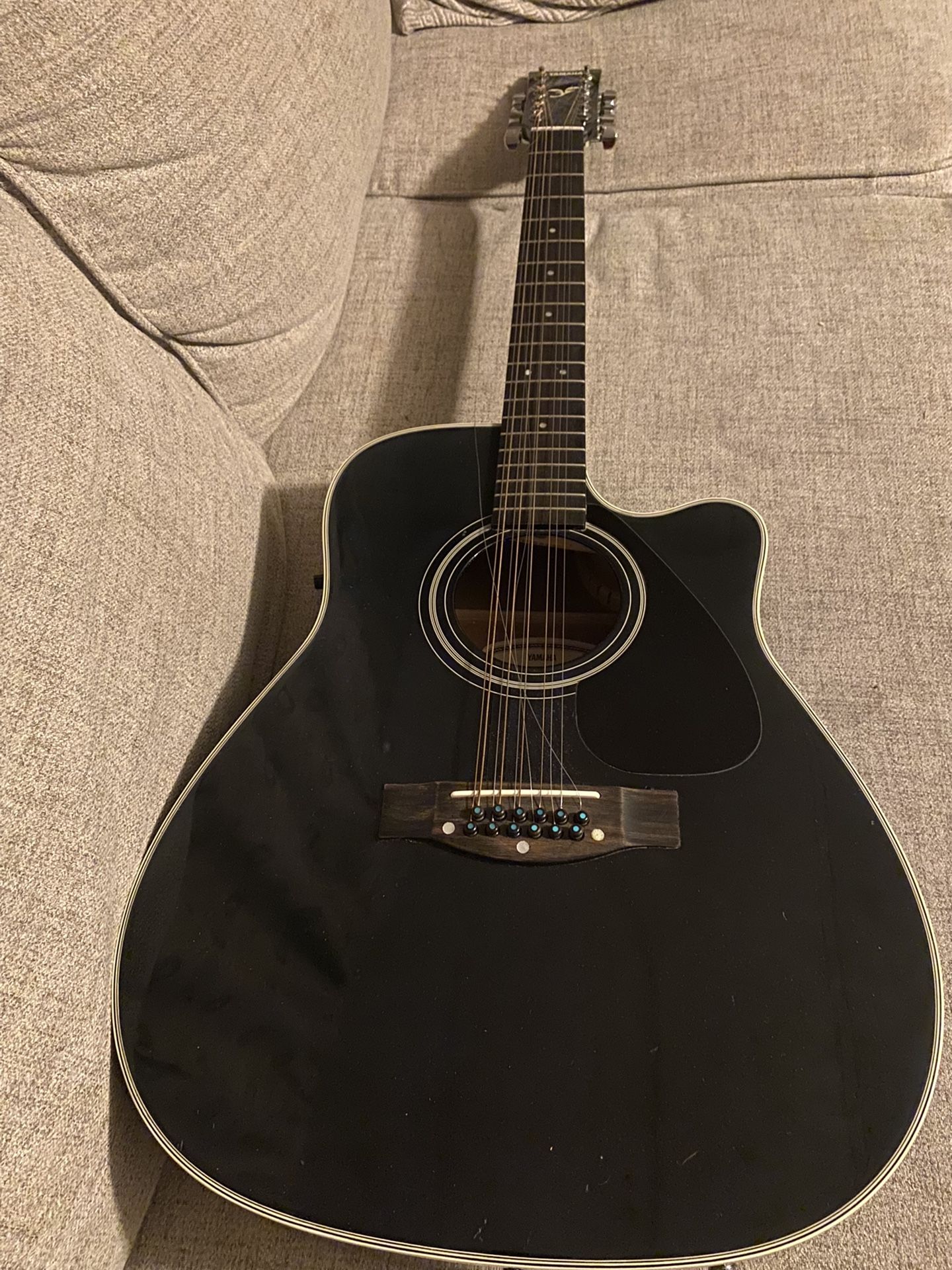 Yamaha 12 String Guitar 