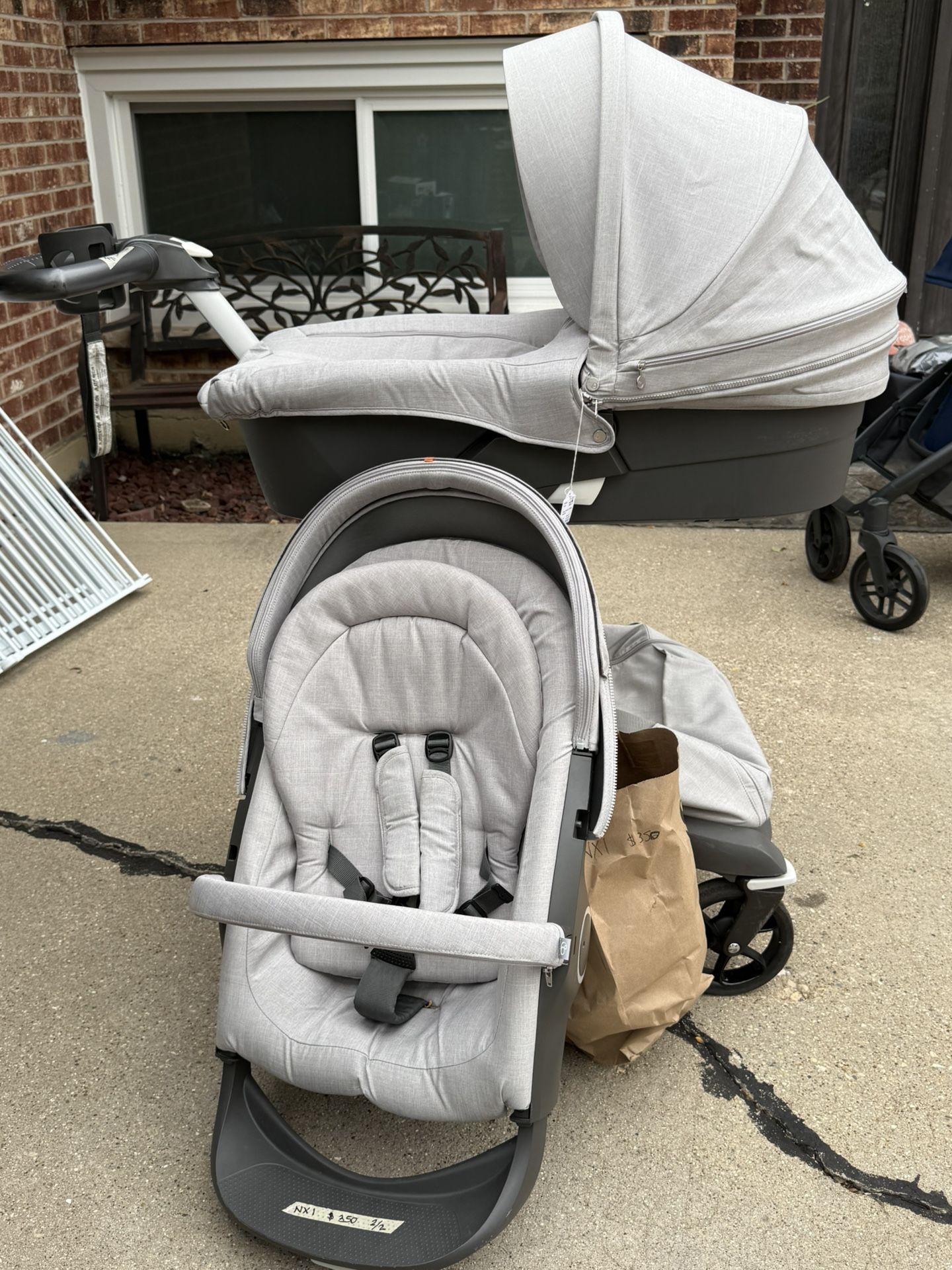 Stokke   Xplory Stroller ***Read description ***