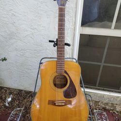 Kent KF310 Acoustic Guitar - Vintage - Student or intermediate