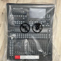 NEW  PreSonus StudioLive Series III SE 16 Digital Mixer