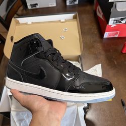 Jordan 1 Mid SE Spaace Jam
