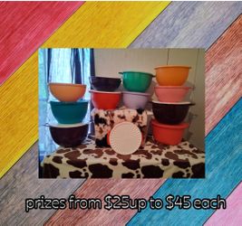 Selling Tupperware bowels