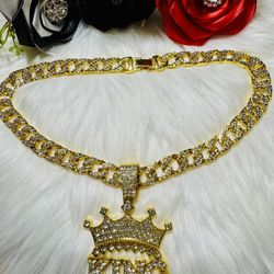NECKLACE WHIT CROWN 👑 