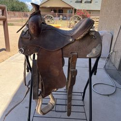 14” Courts Saddlery Sharon Camarillo Barrel Saddle 